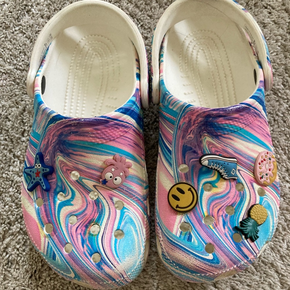 Tie dye pink blue crocs with jibbitz kids/mens 4 womens 6